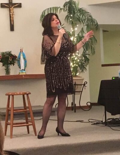 Zing Went The Strings (Mix 2) sung by Pamela Abrams entertainer lyric soprano singer South Florida Book Now for Corporate Events, Private Parties, Retirement Communities