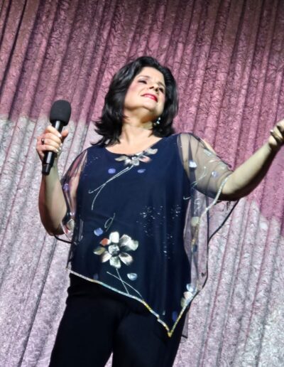 Pamela Abrams entertainer lyric soprano singer South Florida Book Now for Corporate Events, Private Parties, Retirement Communities